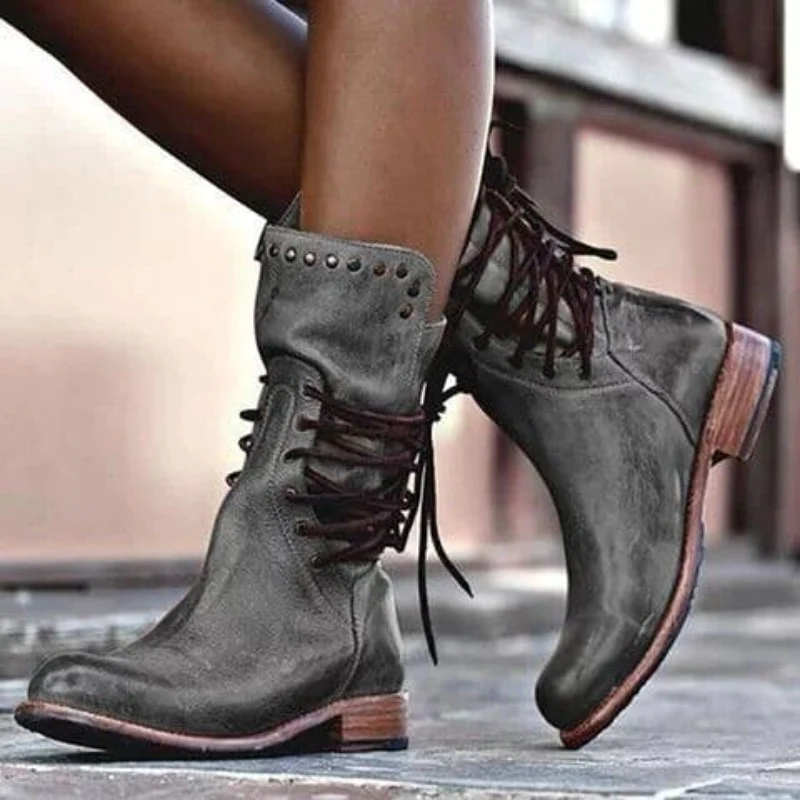 Leather Boots With Laces