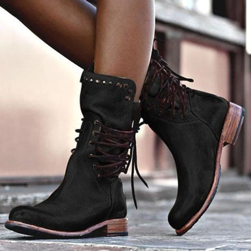 Leather Boots With Laces